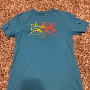NIKE TRAIL RUNNING T SHIRT